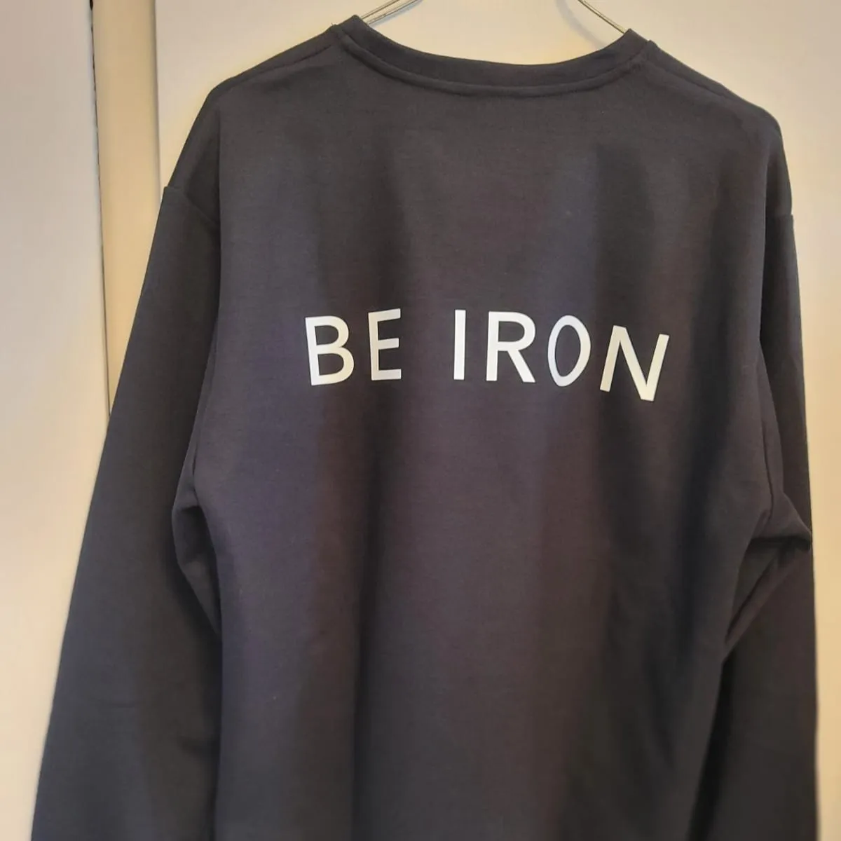 BE IRON Crewneck Sweatshirt - Made in Europe with Love for Triathlon