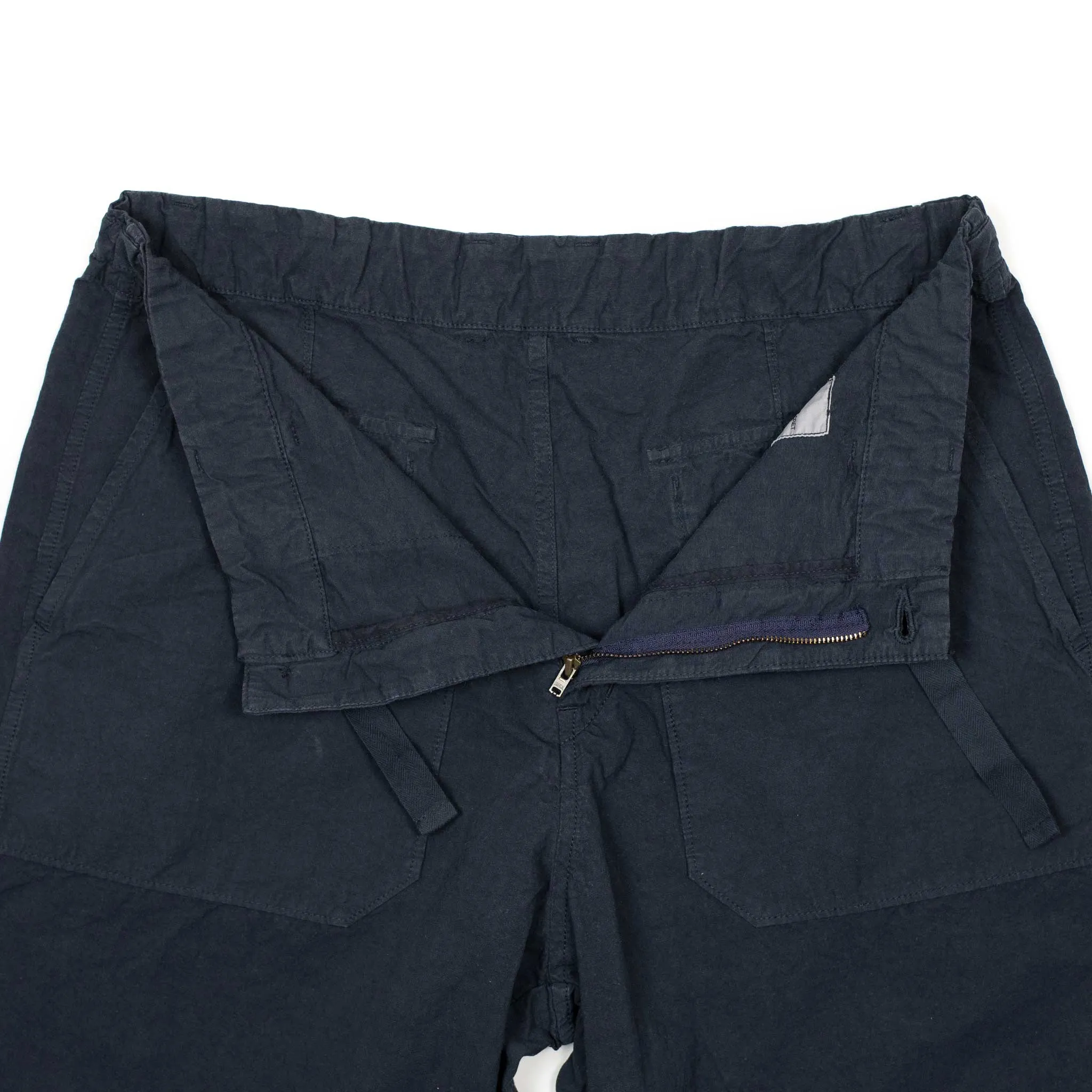 Drawstring baker pants in garment dyed navy cotton hemp