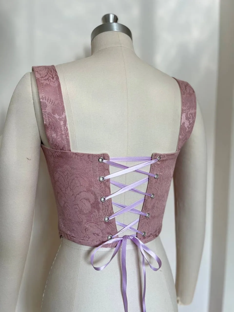 Pink corset with shoulder straps, size M-L