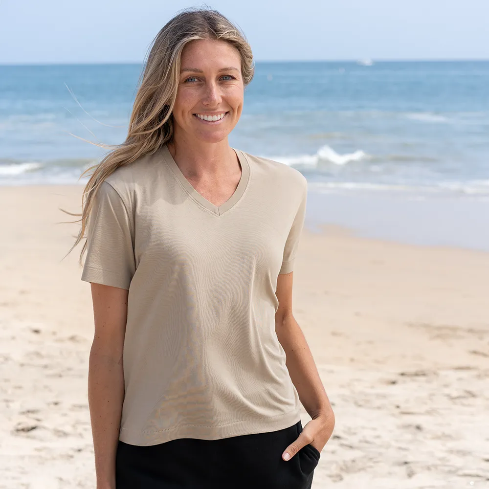 Short Box Tee V-neck