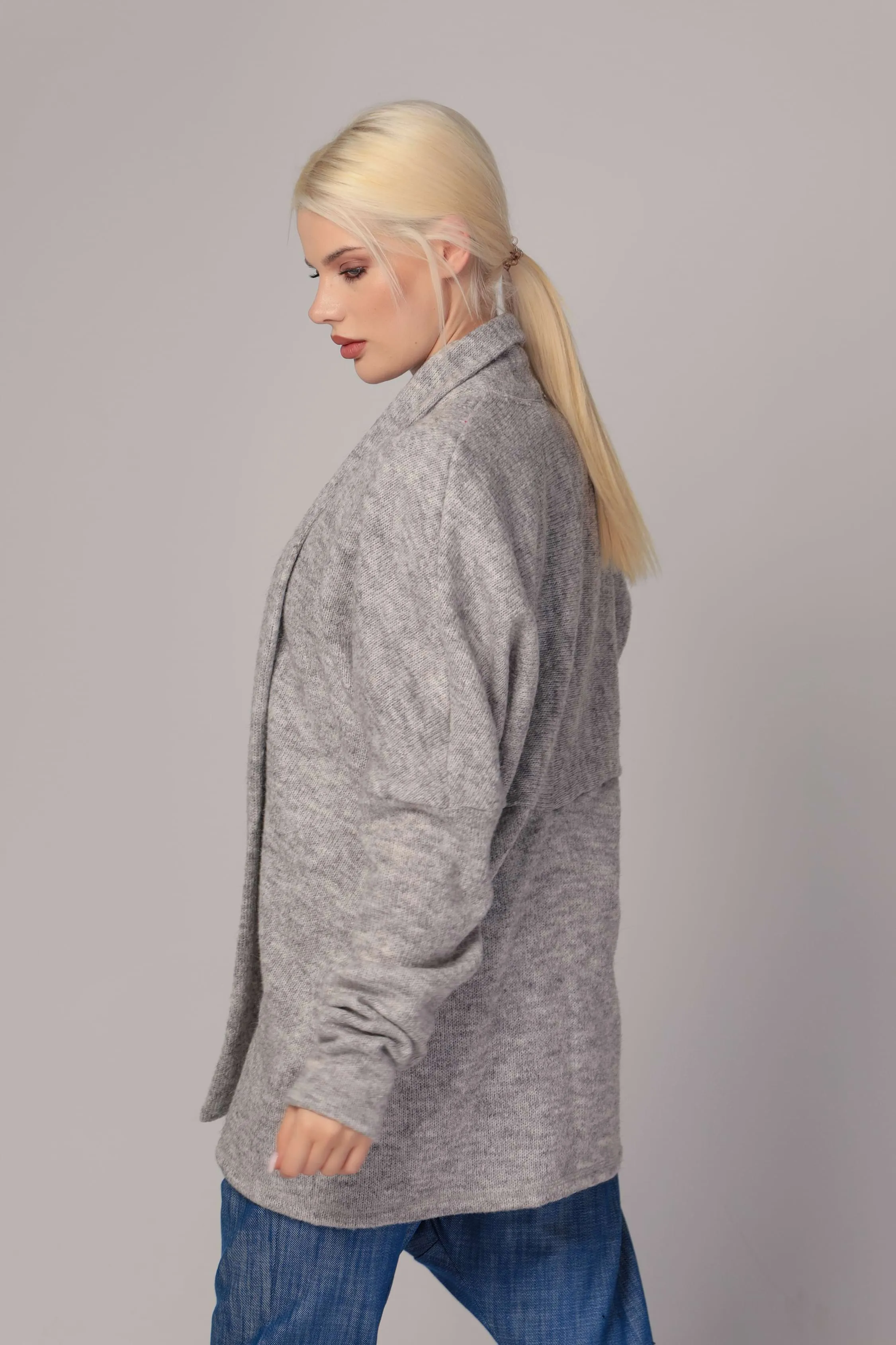TRINA - Buttonless knitted cardigan