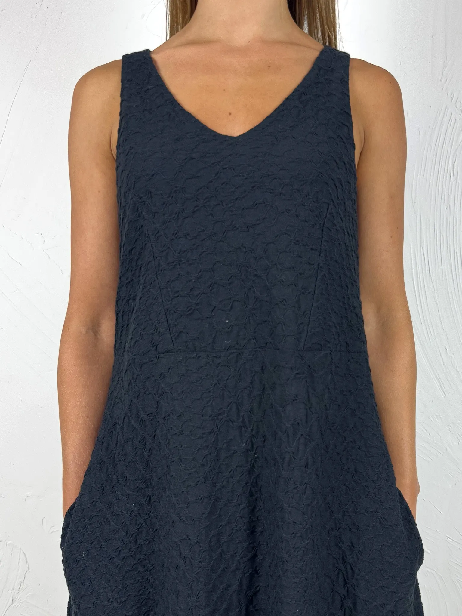 V-Neck Textured Maxi Dress with Pockets 2 Colours