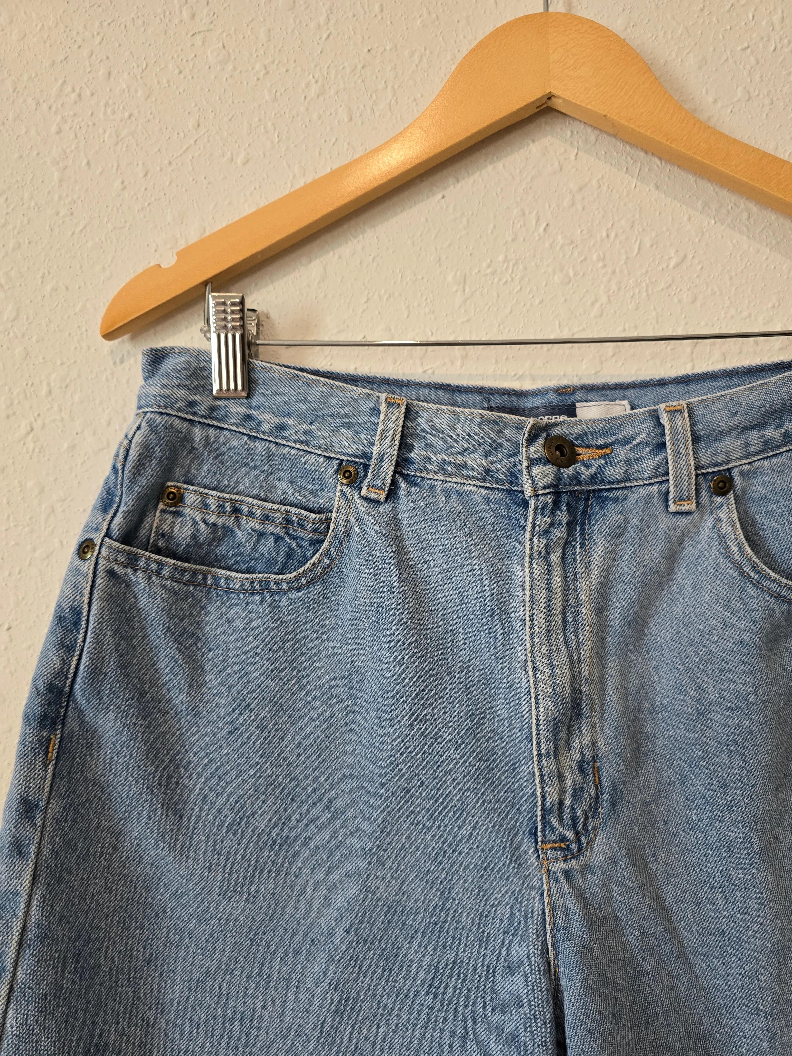 Vintage Relaxed Denim Shorts (10)