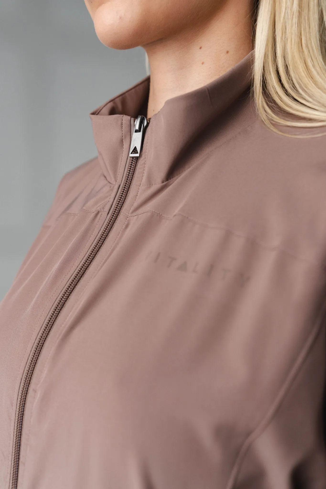 Vitality Breeze® Windbreaker - Mocha
